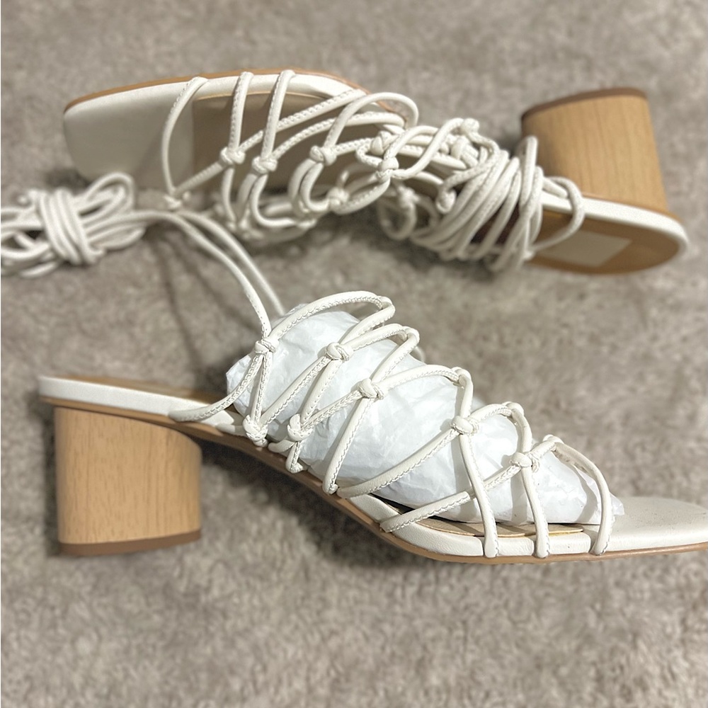 Dolce Vita Comfortable, White Strappy Low Heel| PERFECT FOR SPRING | Never Worn